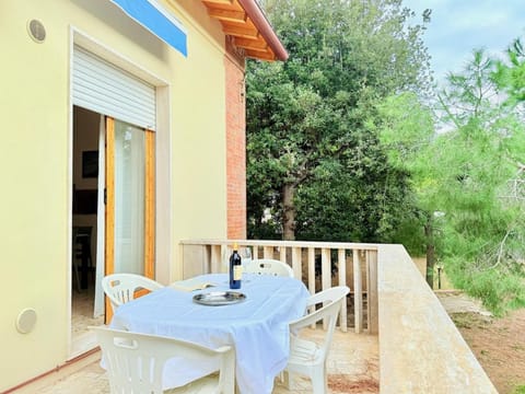 Day, Garden, View (from property/room), Balcony/Terrace, Dining area, Garden view