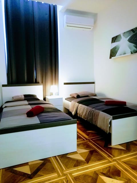 Bed, Bedroom, towels, air conditioner
