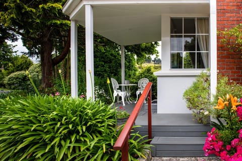 Patio, Facade/entrance, Garden, Balcony/Terrace