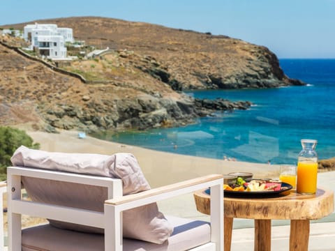 Balcony/Terrace, Seating area, Beach, Sea view