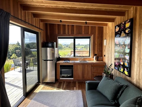 Kakaramea Cozy Cabins Cabin in Hamilton