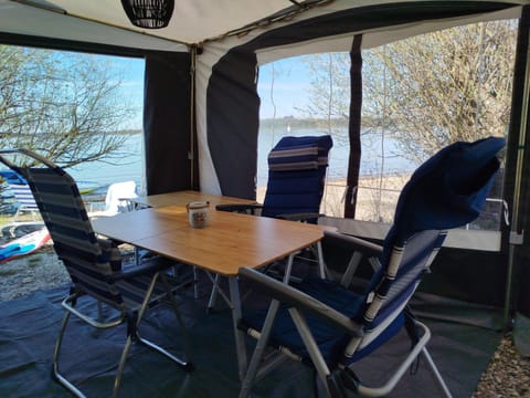 Day, Seating area, Dining area, Lake view