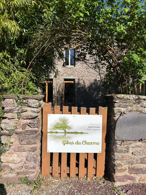 Gites du Charme House in Paimpont