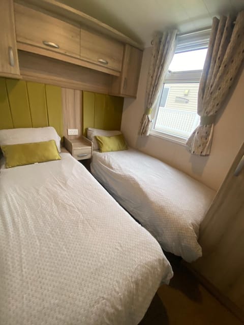 Sunflower 62 Braunton Apartment in Barnstaple