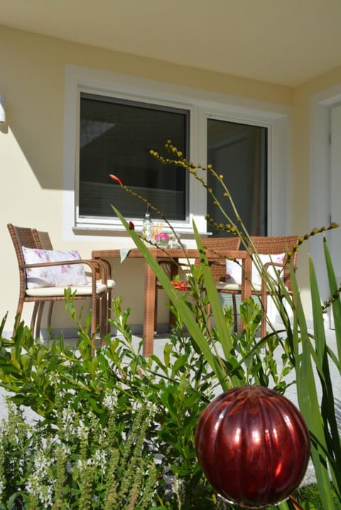 Garden, Balcony/Terrace, Balcony/Terrace, Garden view