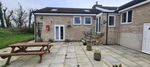 Greystones nawab unit c sleep 8 buxton in peak park Villa in Monyash