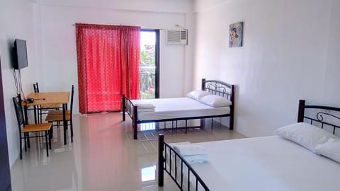 The Palines Apartment and Guesthouse - Vista Alabang Alojamiento y desayuno in Muntinlupa