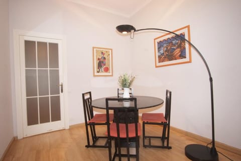 Lovely Apartment at Park Güell Apartment in Barcelona