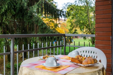 Balcony/Terrace, Balcony/Terrace, Garden view, Breakfast