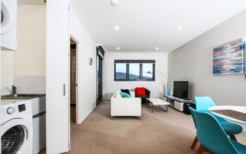 IQ Smart Apartments Braddon ACT Condo in Canberra