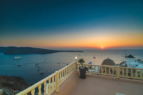 Summer, Balcony/Terrace, City view, Landmark view, Sea view, Sunset