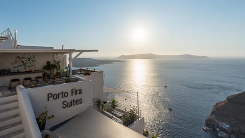 Porto Fira Suites Hotel in Thera