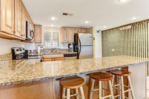 Fresh Oceanfront Condo Condo in Fernandina Beach