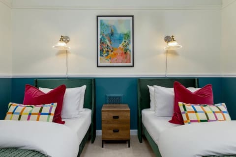 Charming and Cosy Getaway House in Stirling