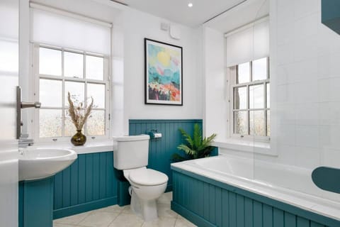 Charming and Cosy Getaway House in Stirling