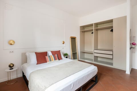 White Flat Termini Apartment in Rome