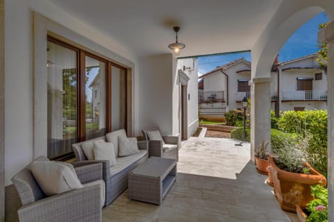 Patio, Garden