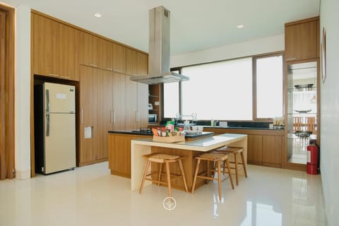 Kitchen or kitchenette, kitchen, kitchen