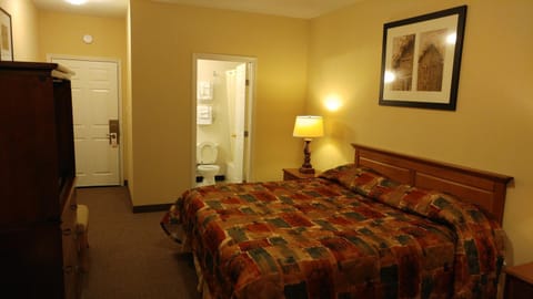 Country Regency Inn & Suites Hotel in Alvin