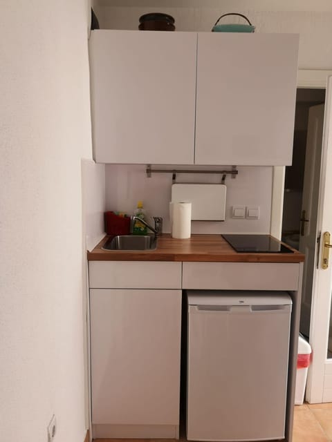 Kitchen or kitchenette, On site