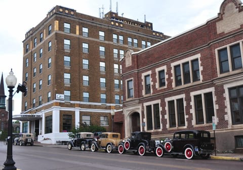 Landmark Inn Hotel in Marquette