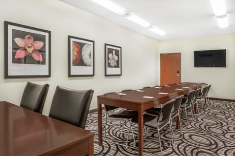 Meeting/conference room