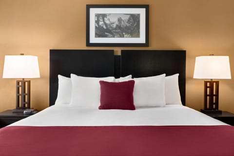 Photo of the whole room, On site