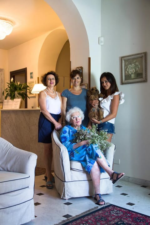 Staff, People, Family