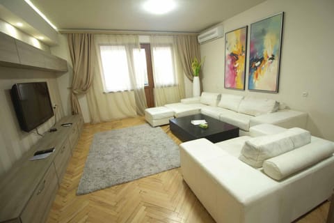Cross Apartments and Tours Apartahotel in Yerevan