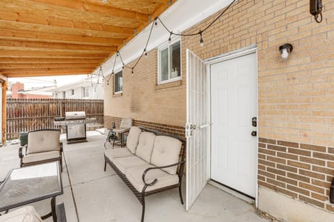 8 Mi to Dtwn Denver Haven with Fenced Yard! Apartment in Thornton