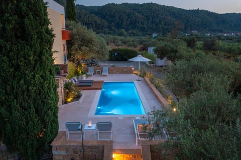 Natural landscape, Mountain view, Pool view, Swimming pool