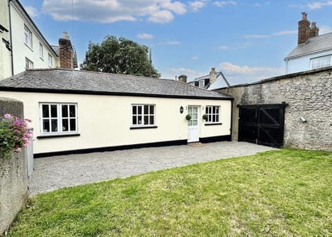 Property building, Day, Garden view