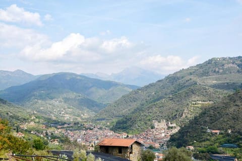 Casa Delle Olive House in Liguria