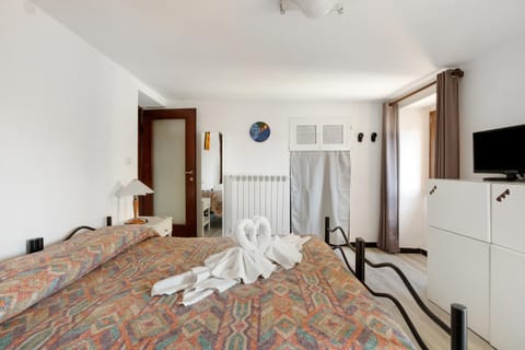 Property building, Living room, Bedroom