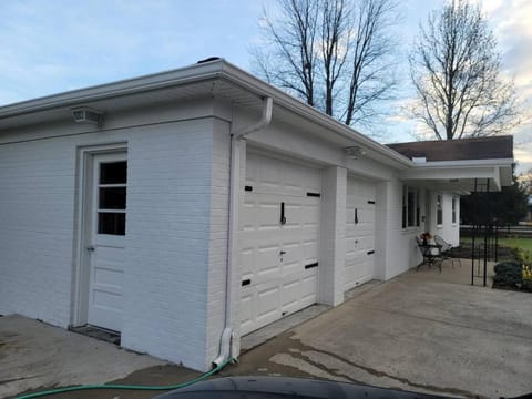 Hot tub bubbles on Butler House in Mason