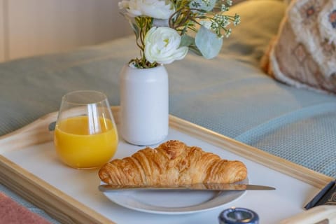 Hawick Apartment- 2-Bed in Coatbridge, Mins from Motorway to Glasgow Apartment in Coatbridge