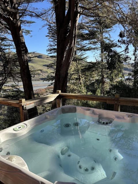 Tidesong House in Jenner