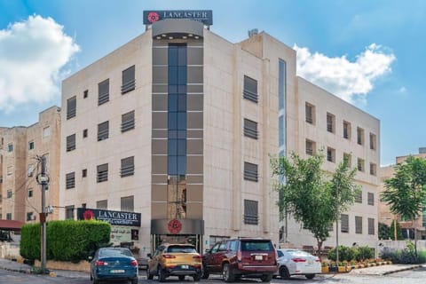 Property building, Street view, Location, Parking