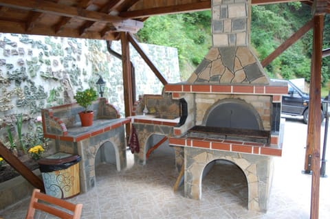 Patio, BBQ facilities, Seating area