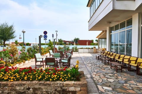 Hotel Caesar Bed and Breakfast Hotel in Milano Marittima