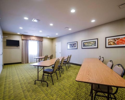 Meeting/conference room