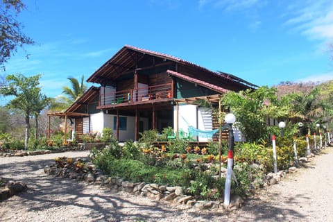 Playa Hermosa Eco Resort Nature lodge in Guanacaste Province