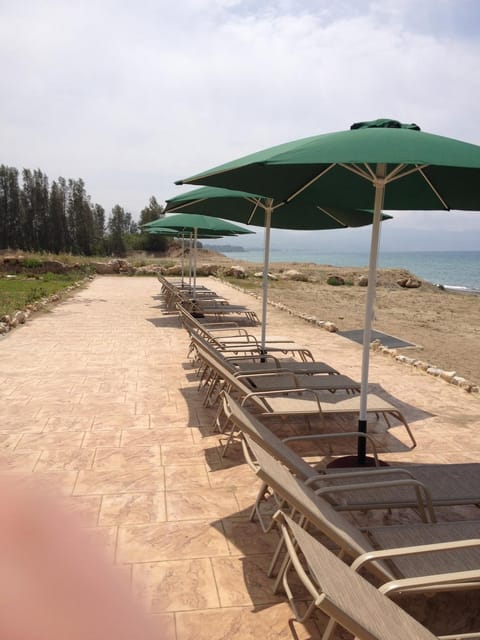 Villa Limni Sandy Beach Villas - Heated Pool - Jacuzzi - Private Beach Area Villa in Poli Crysochous