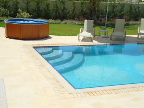 Villa Limni Sandy Beach Villas - Heated Pool - Jacuzzi - Private Beach Area Villa in Poli Crysochous