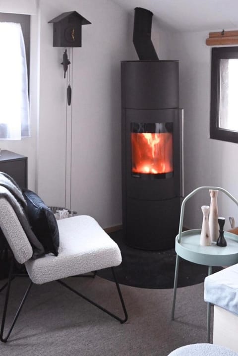 LE 28 cocon et spa Chalet in Montreux