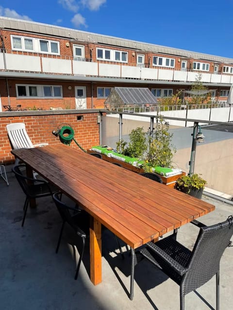 Private room in shared Copenhagen-based Apartment Vacation rental in Copenhagen