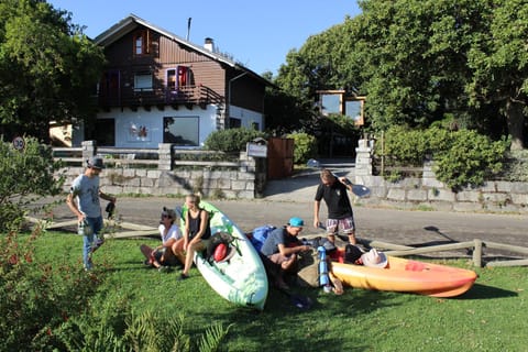 People, Neighbourhood, Activities, Canoeing