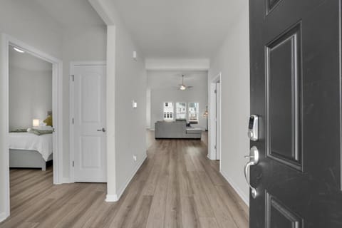 Serene Stay in Savannah Residential Heaven House in Port Wentworth