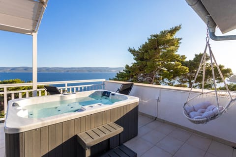 Magnificent Villa with Pool, Hot Tub, Sea View, Sauna Villa in Split-Dalmatia County