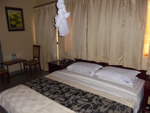 Kigali Diplomat Hotel Übernachtung mit Frühstück in Tanzania